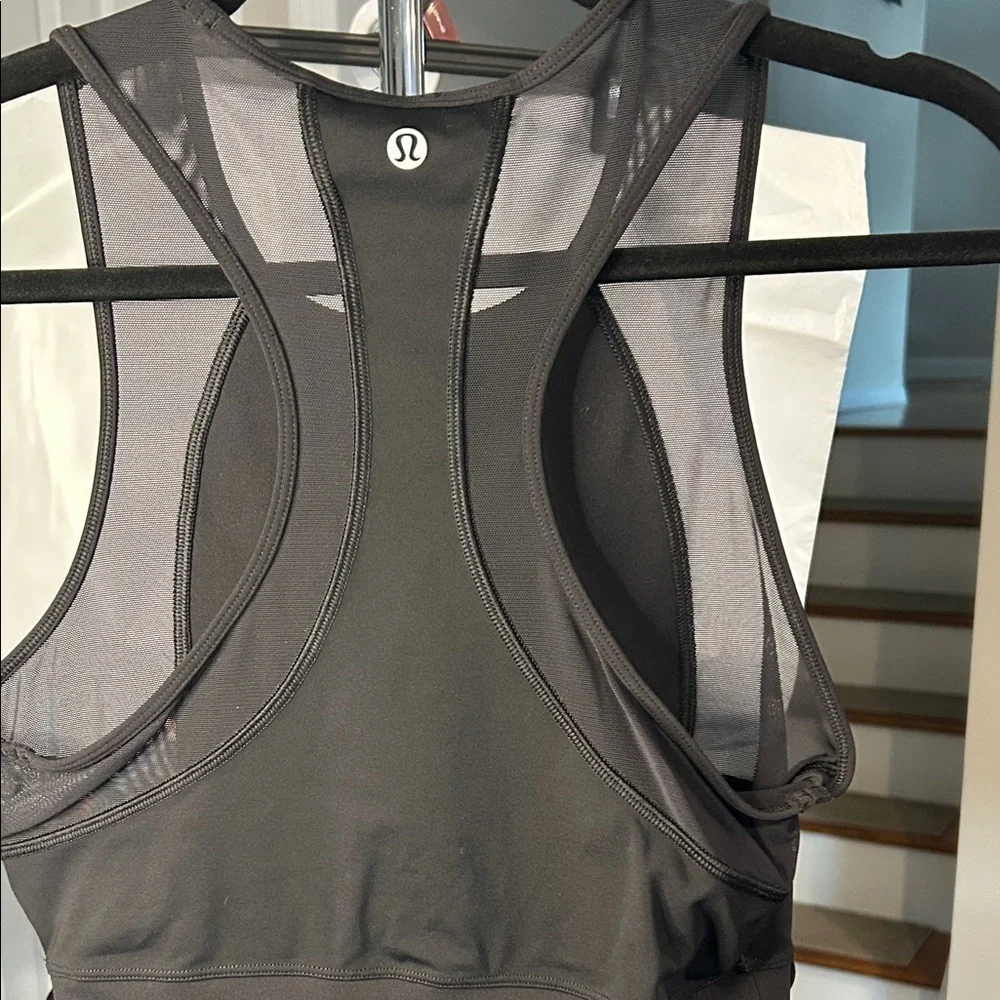 Lululemon Women's Black Mesh Sports Bra size 6.